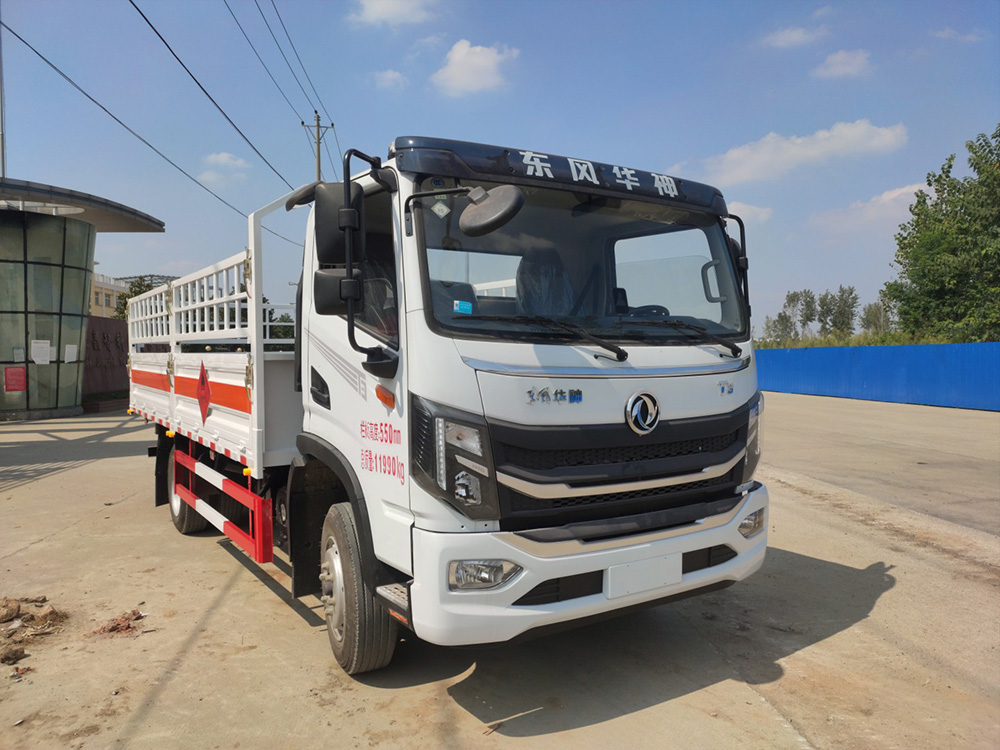 東風(fēng)華神國六柴油氣瓶運輸車